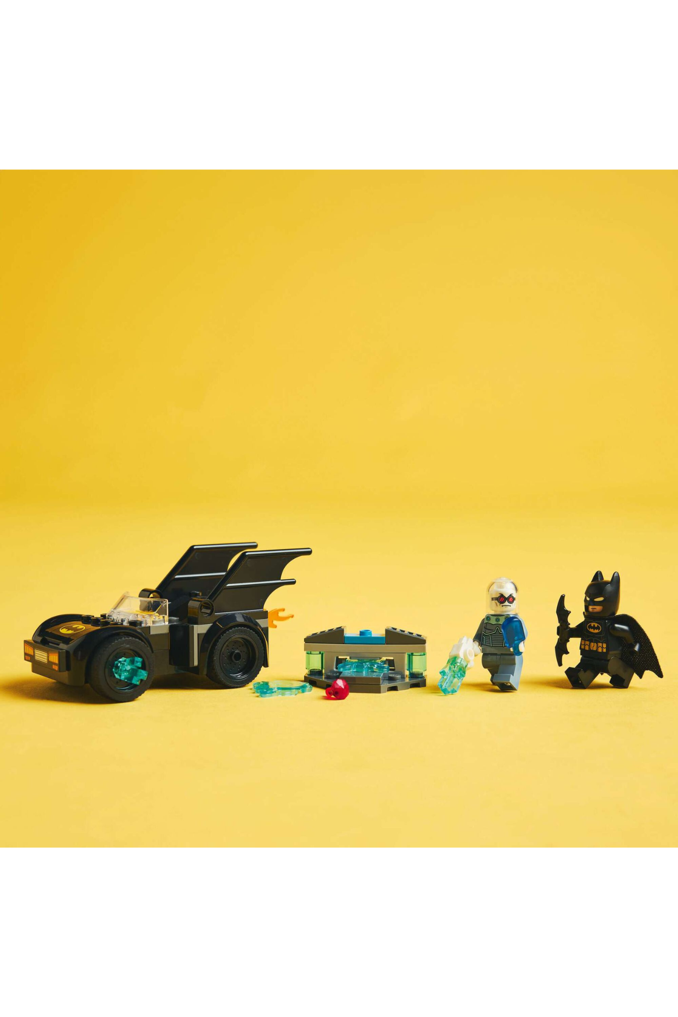 Lego-Batman-&-Batmobile-vs.-Mr.-Freeze