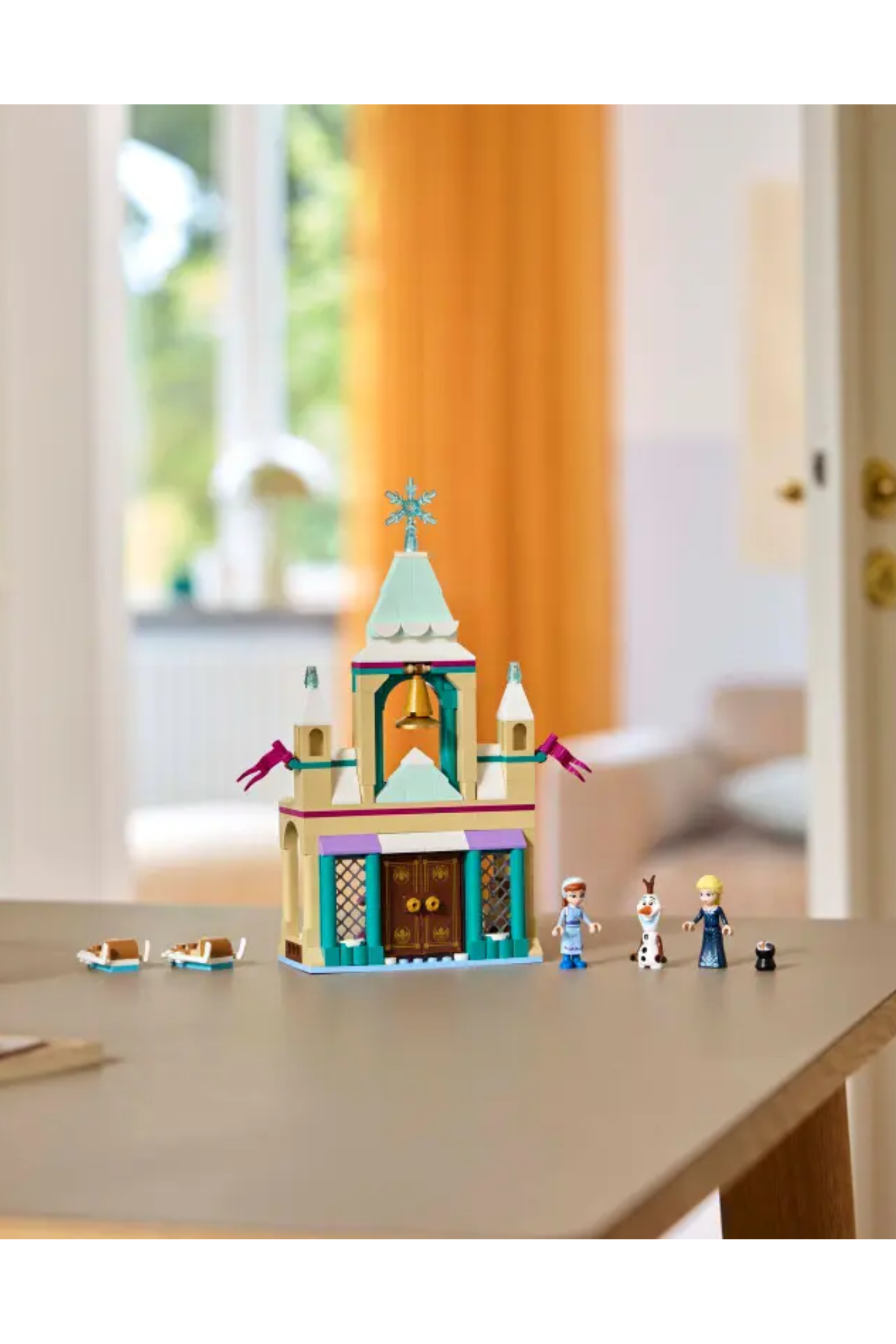 Lego-Disney-Arendelle-Frozen-Castle